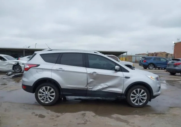 Ford Escape cena 36000 przebieg: 64728, rok produkcji 2018 z Szczawnica małe 137